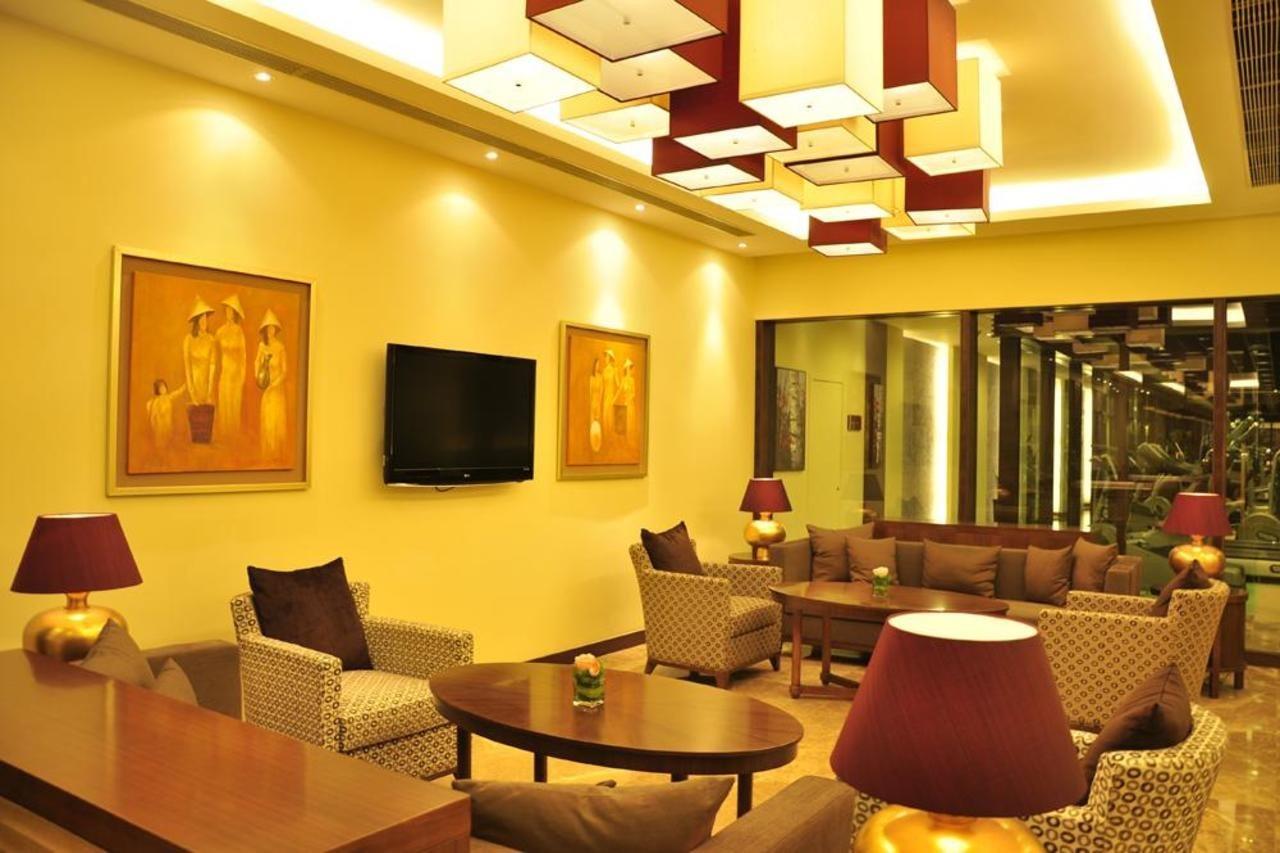 Oakwood Residence Шанхай Екстериор снимка