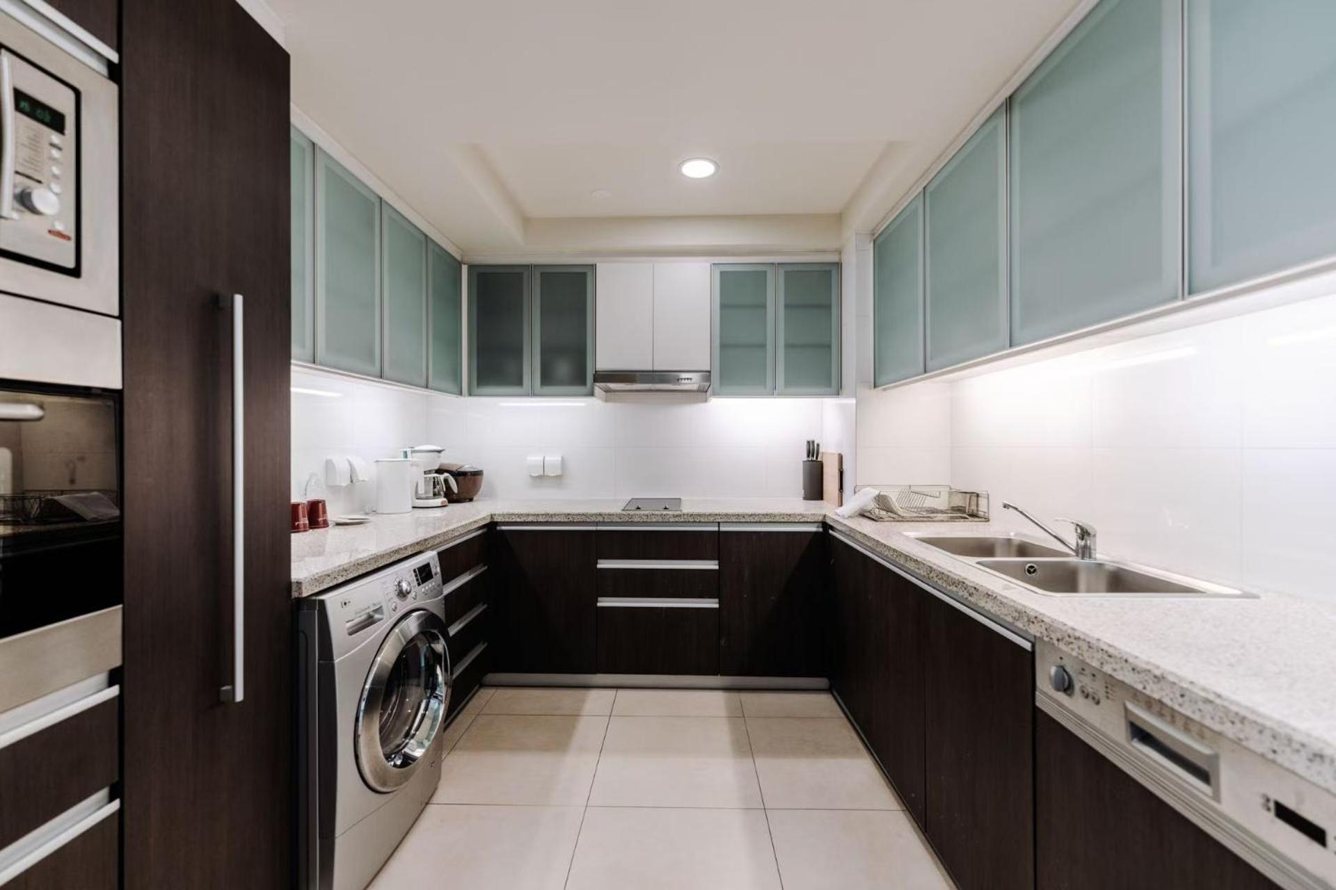 Oakwood Residence Шанхай Екстериор снимка