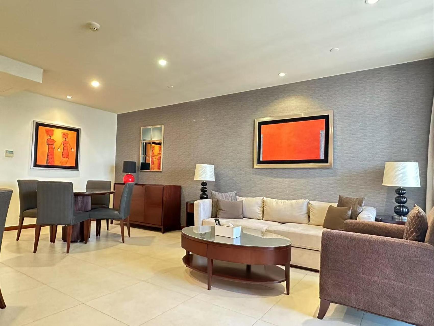 Oakwood Residence Шанхай Екстериор снимка