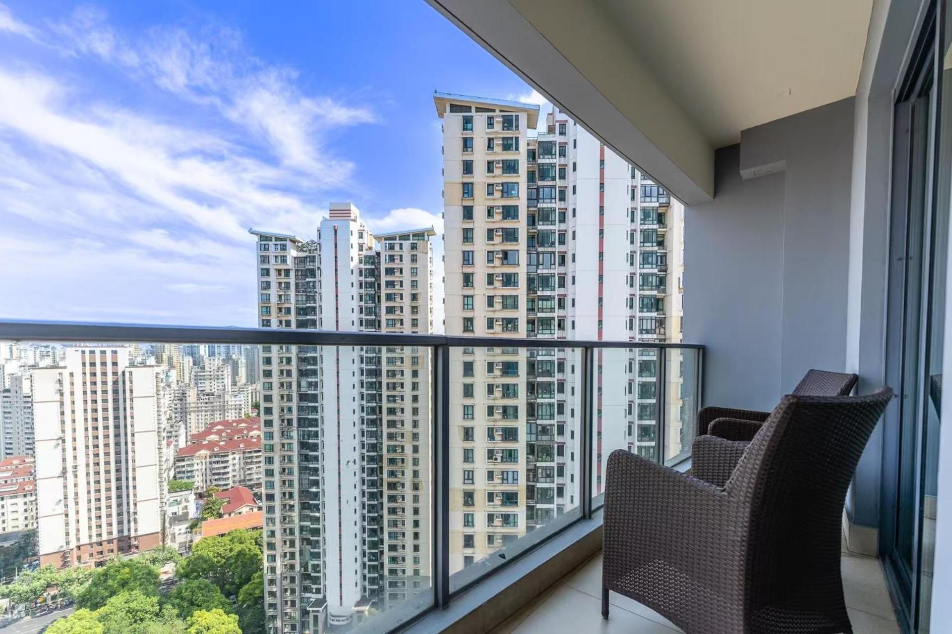 Oakwood Residence Шанхай Екстериор снимка