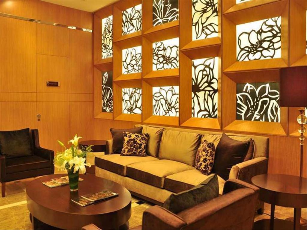Oakwood Residence Шанхай Екстериор снимка