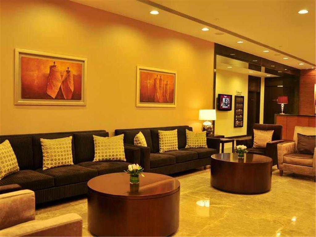 Oakwood Residence Шанхай Екстериор снимка