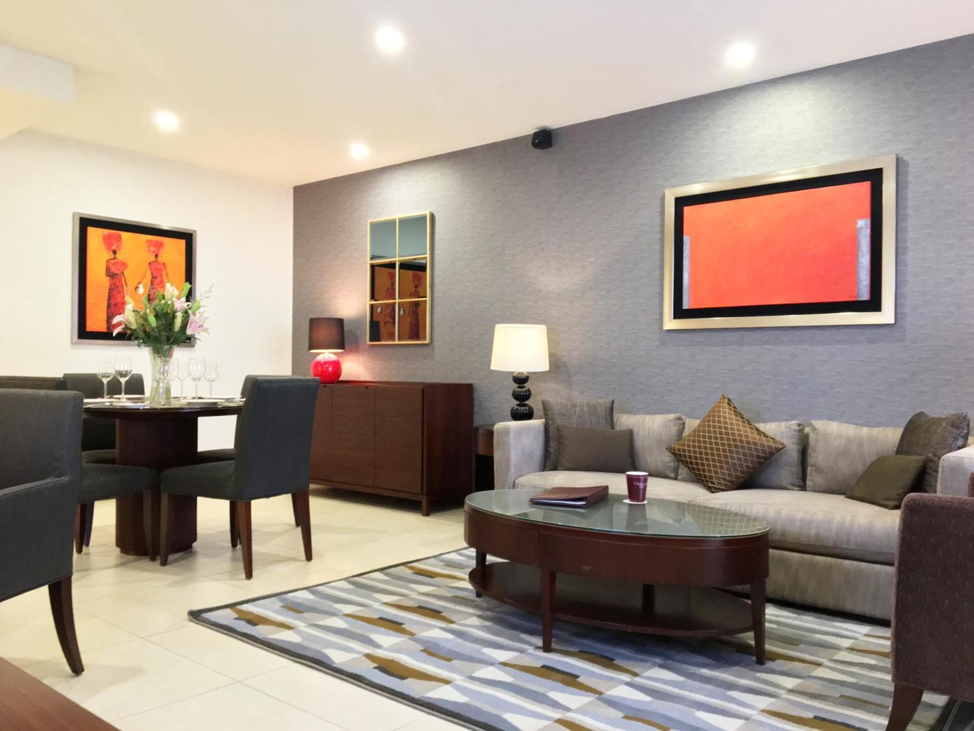 Oakwood Residence Шанхай Екстериор снимка